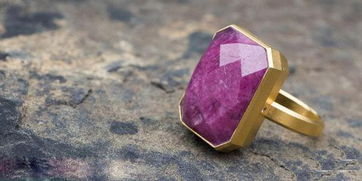 填补女性智能穿戴市场空缺 Ringly智能戒指如何优雅连接科技与生活